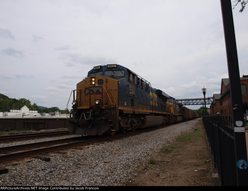 CSX 852